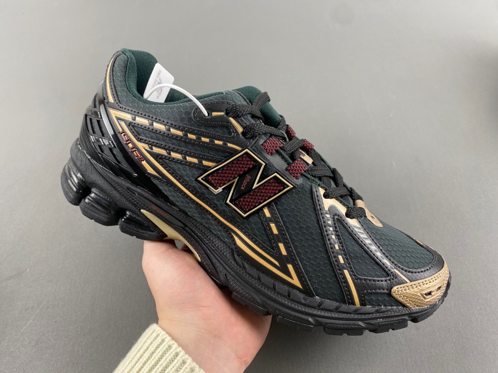 New Balance 1906R 