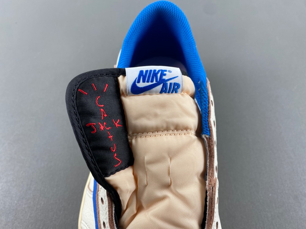 Travis Scott x Fragment x Air Jordan 1 Low OG   DM7866-104