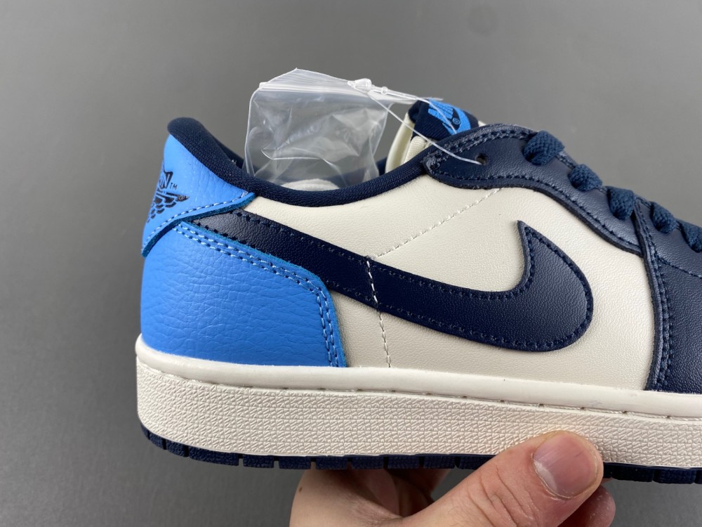 Air Jordan 1 Low OG  CZ0790-400