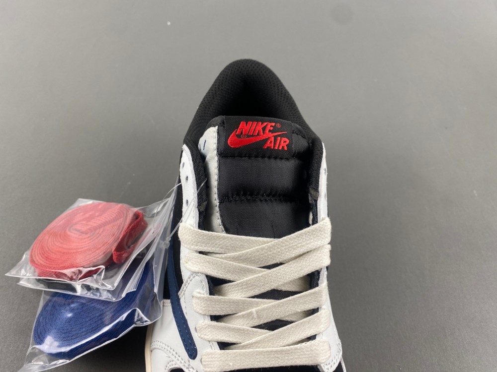 Travis Scott x Air Jordan 1 Low OG DM7866-202
