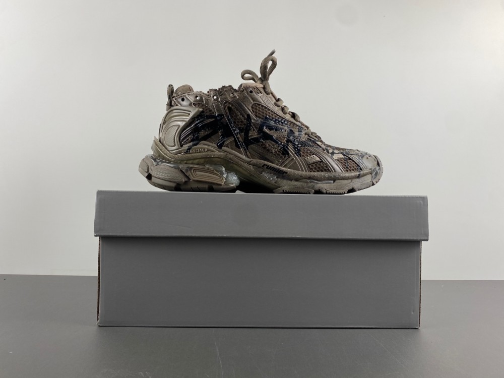 Balenciaga  677403W3RBQ 2010