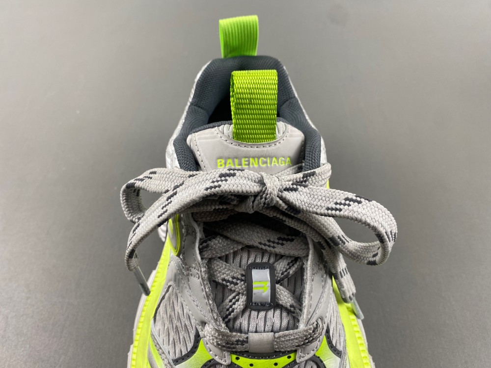 Balenciaga 911  815853 W2MV2 1937