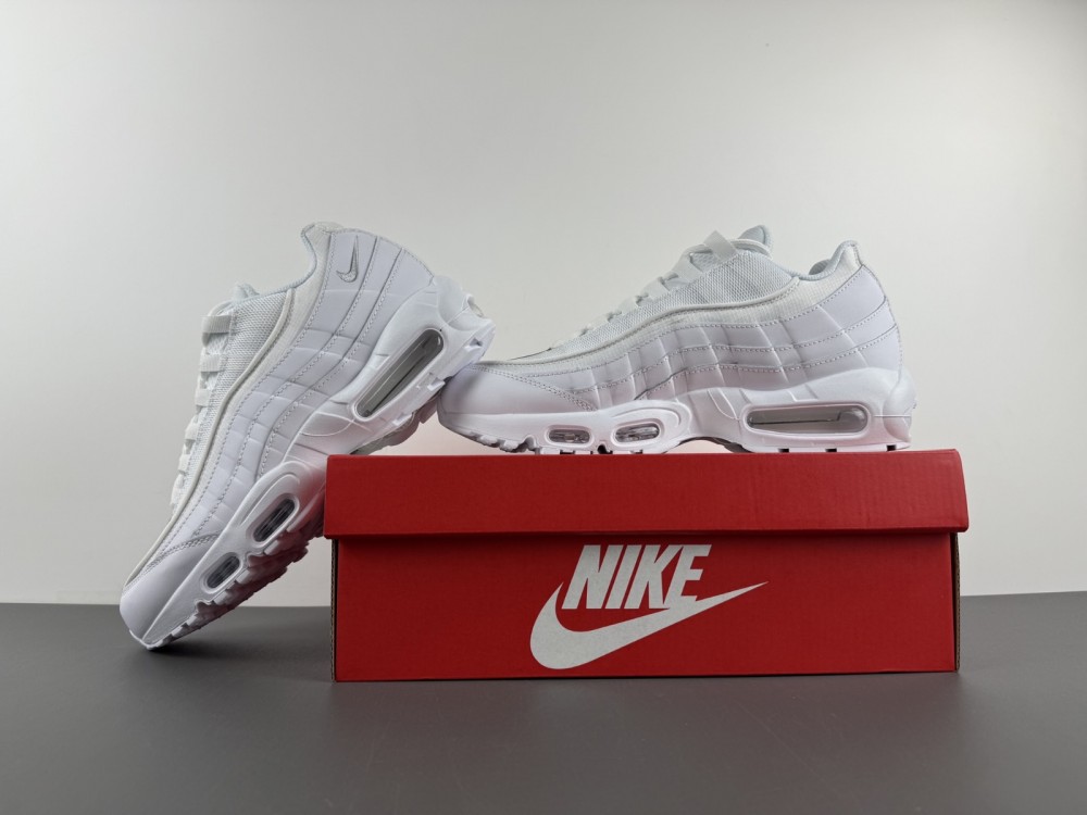 Nike Air Max 95 Essential  CT1268-100