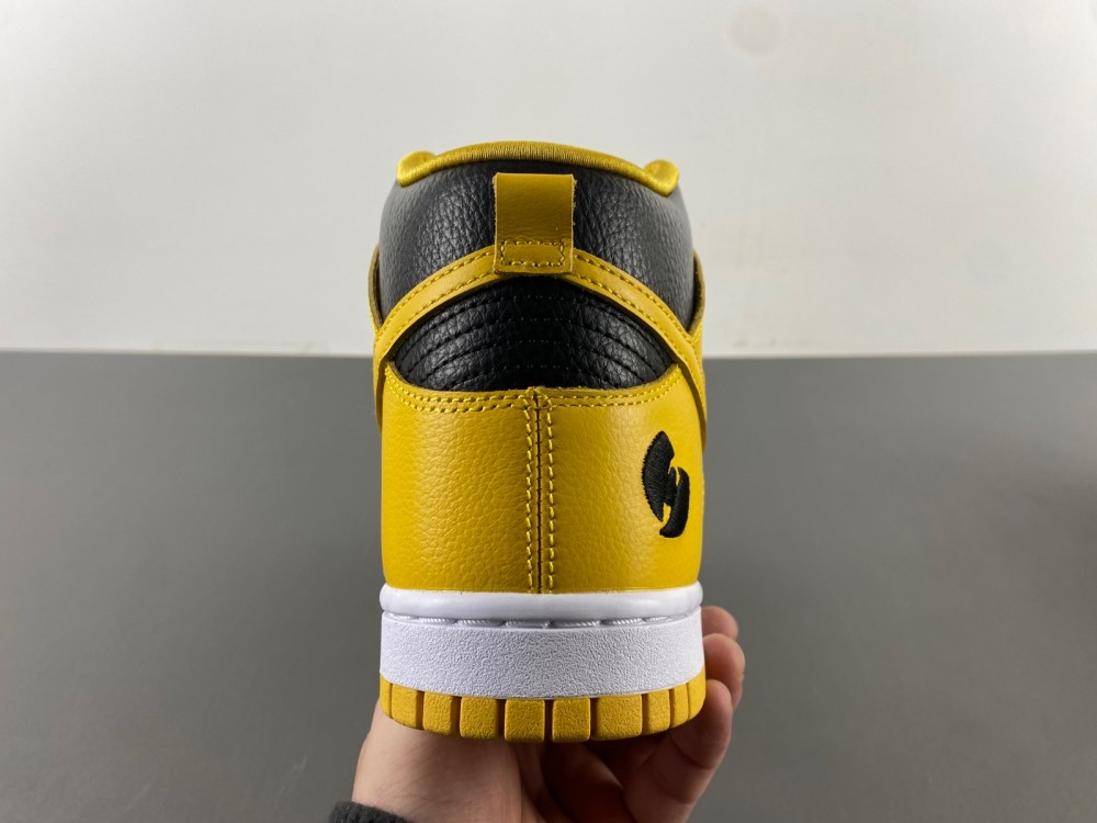 Nike Dunk High “Wu-Tang Clan”  HJ4320-001