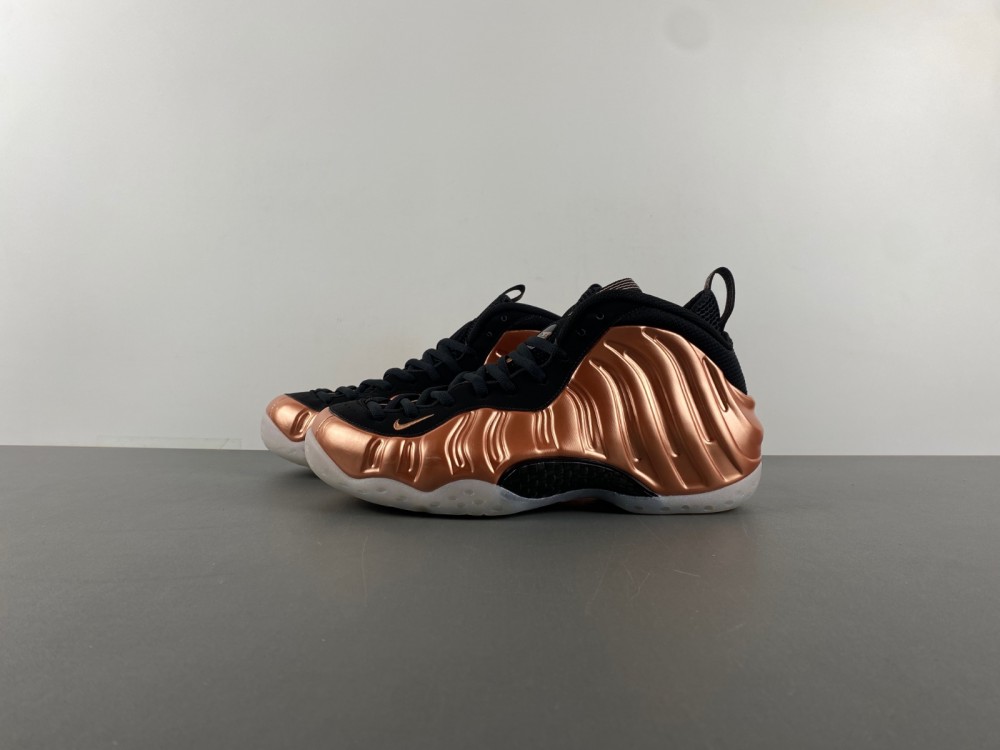 Nike Air Foamposite One “Metallic Copper”  FZ9902-001