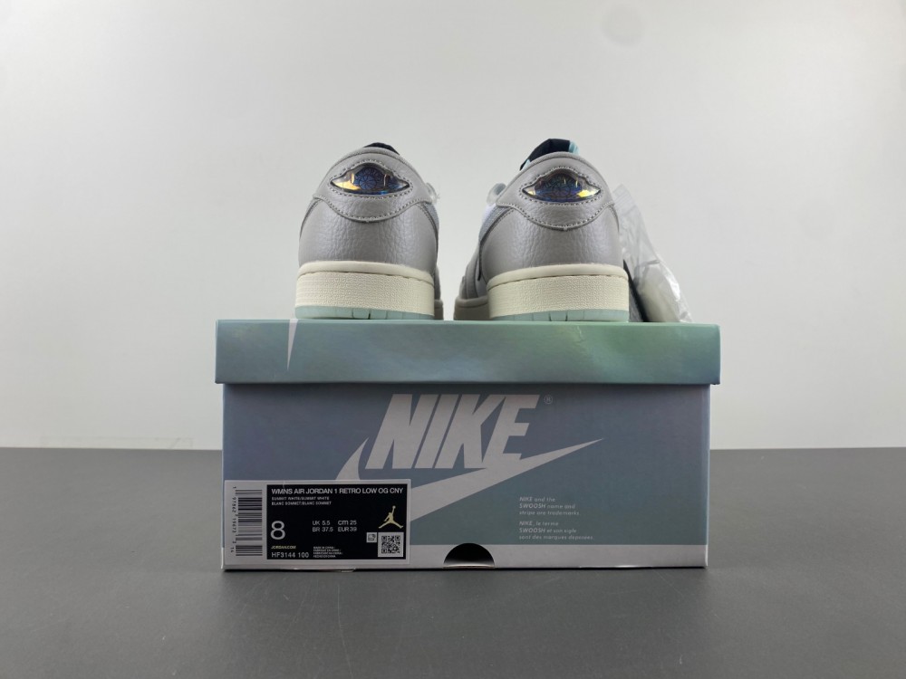 Air Jordan 1 Retro Low  HF3144-100