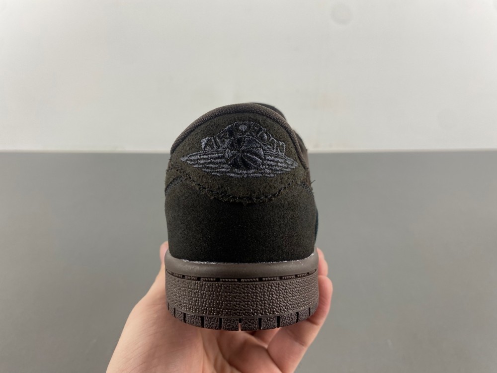 Travis Scott x Air Jordan 1 Low OG   DM7866-202