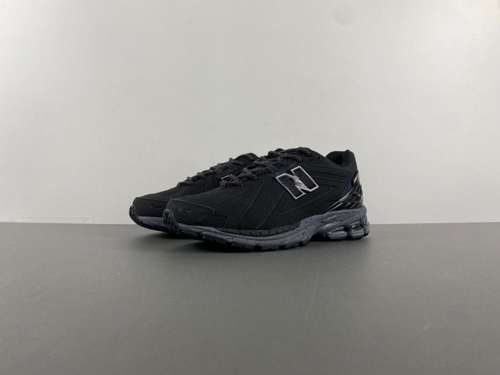 New Balance 1906R  M1906ROC