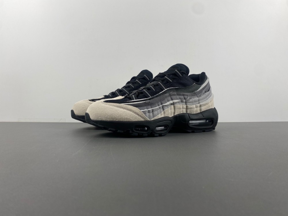 Comme des Garçons x Air Max 95 