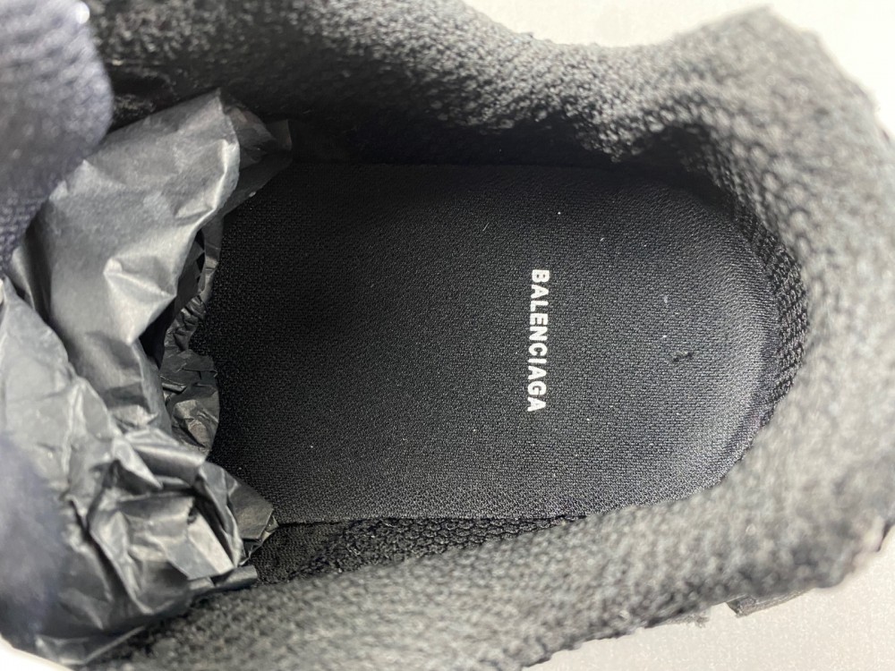 Balenciaga  Phantom Sneaker 788819 W3XFN 0120
