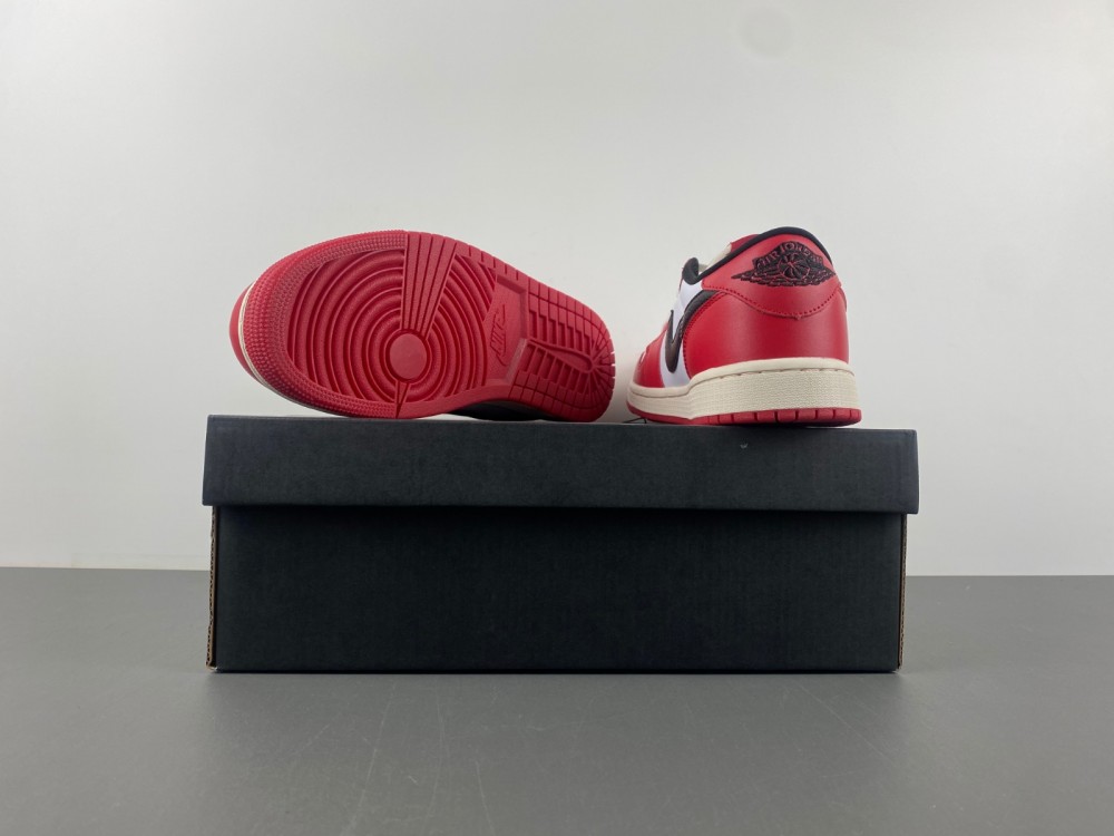 Air Jordan 1 Low OG “Chicago”  HQ6998-600