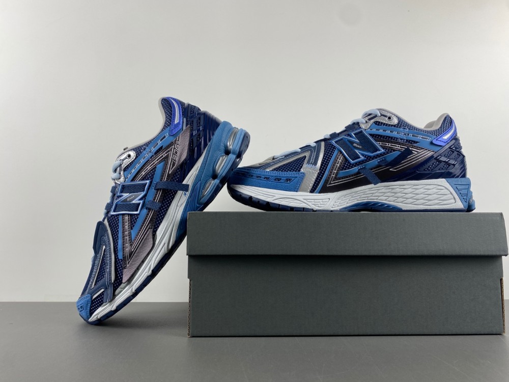 New Balance  U1906AB