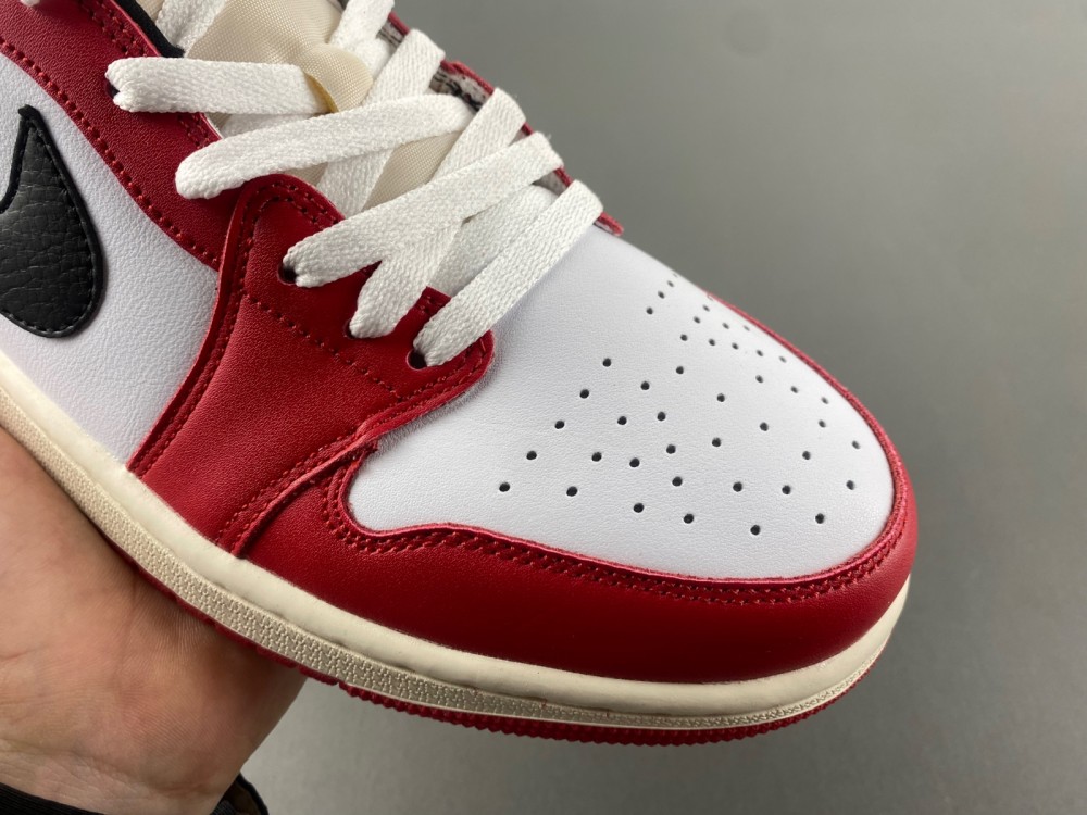 Air Jordan 1 Low OG “Chicago”  HQ6998-600