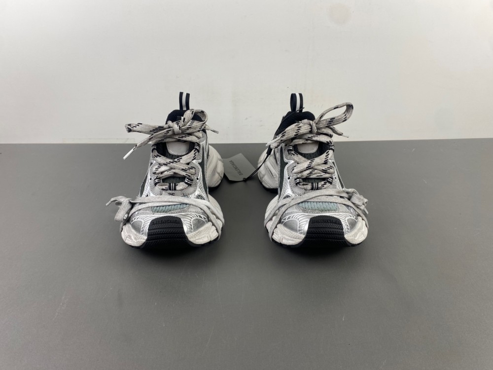 Balenciaga 3XL  734731 W3XGM1190