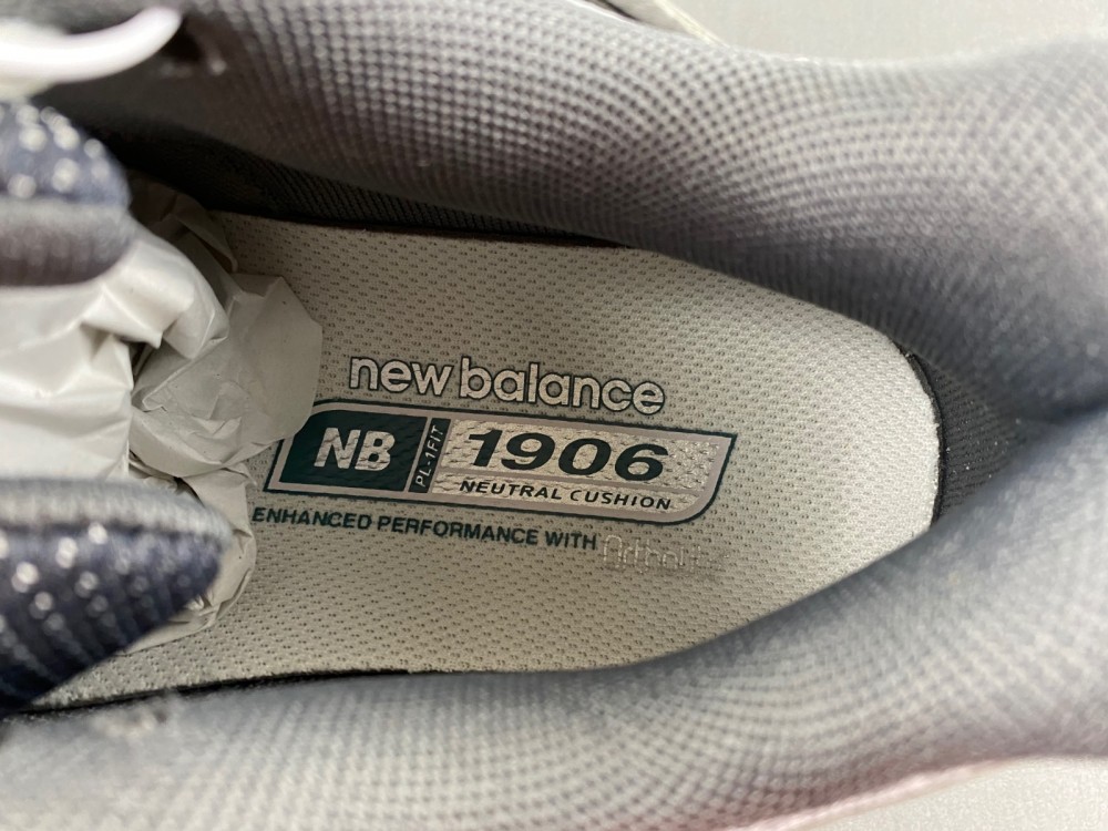 New Balance 1906R  U1906Ac