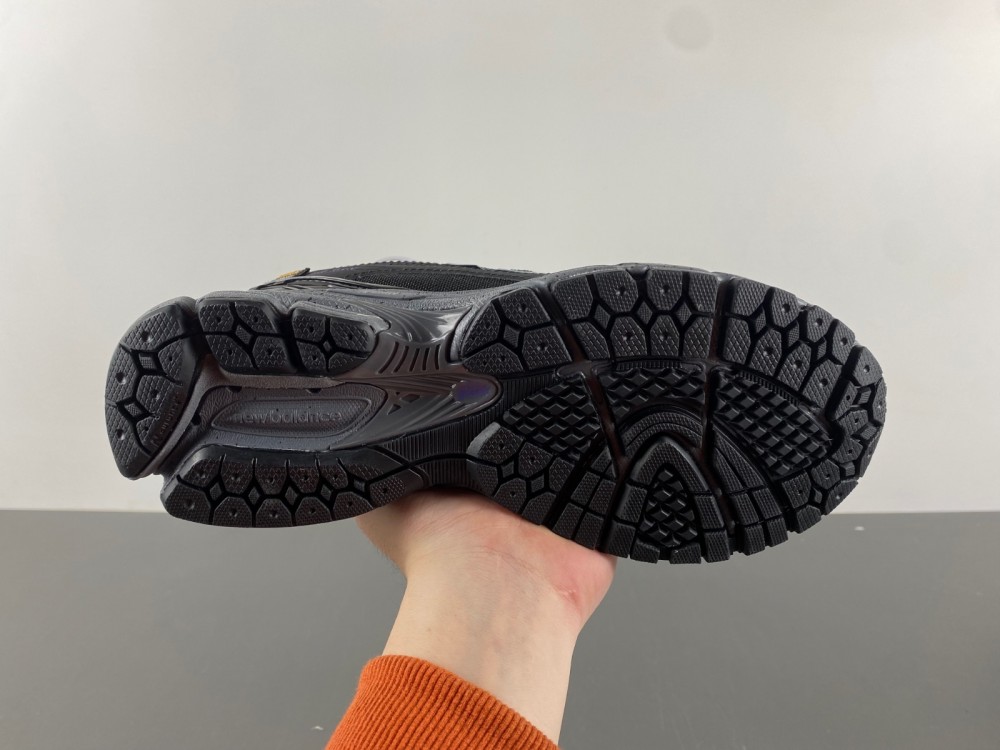 New Balance 1906R  M1906ROC