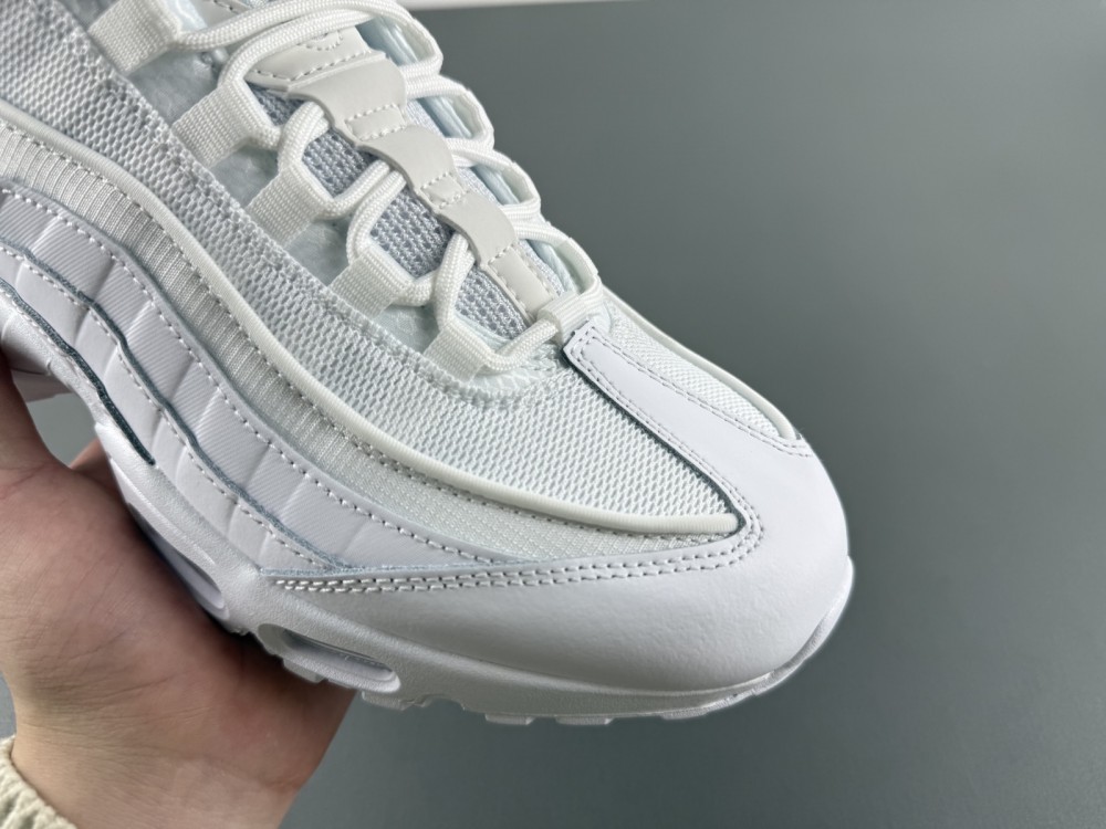 Nike Air Max 95 Essential  CT1268-100