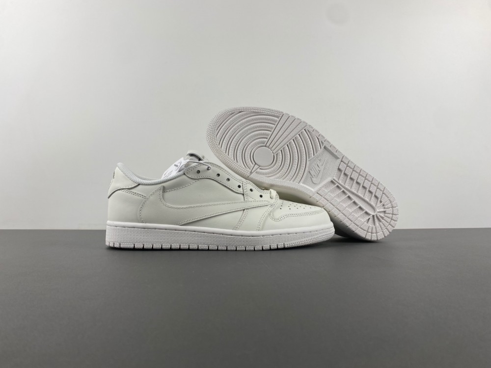 Travis Scott x Air Jordan 1 Low   OG1228-111