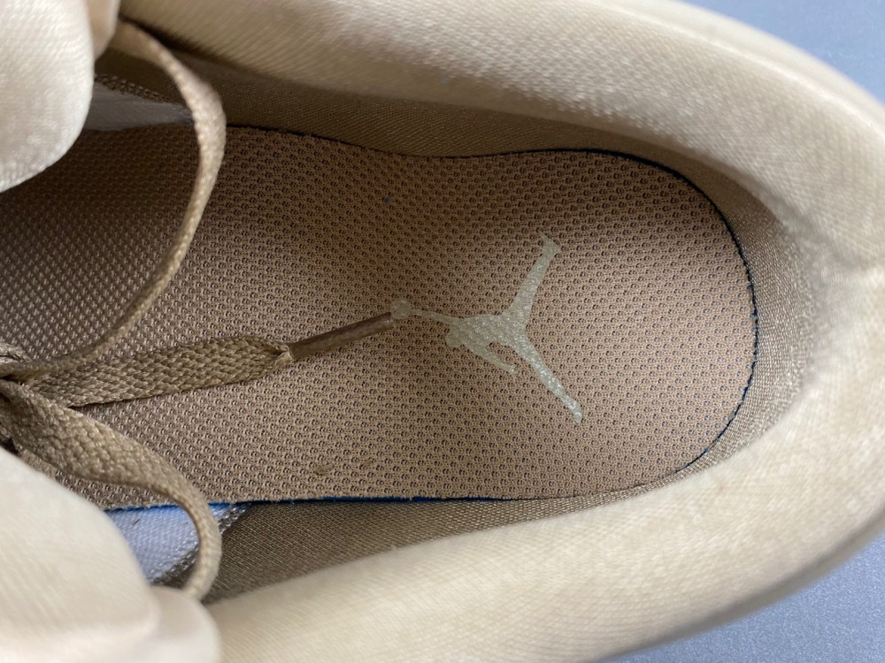 Air Jordan 1 Low “Desert Camo  DC0774-203