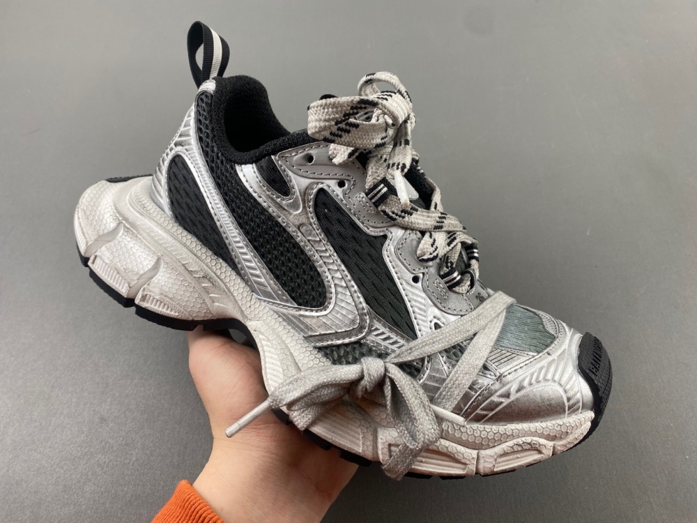 Balenciaga 3XL  734731 W3XGM1190