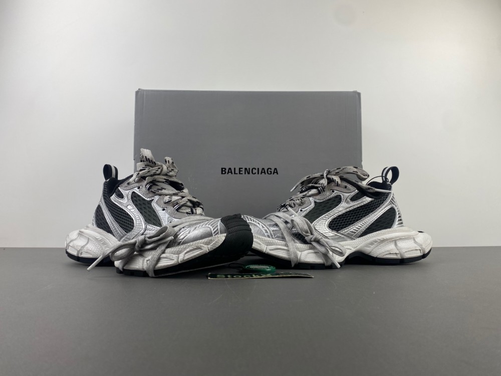 Balenciaga 3XL  734731 W3XGM1190