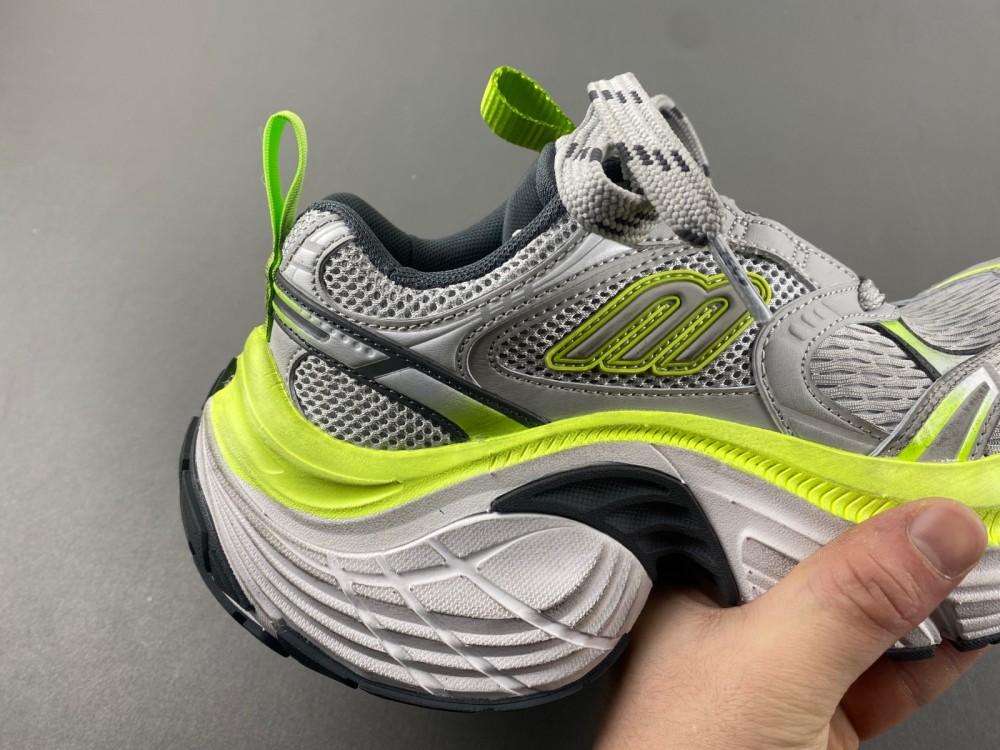 Balenciaga 911  815853 W2MV2 1937