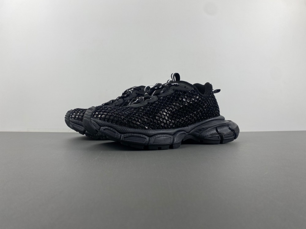 Balenciaga  Phantom Sneaker 788819 W3XFN 0120