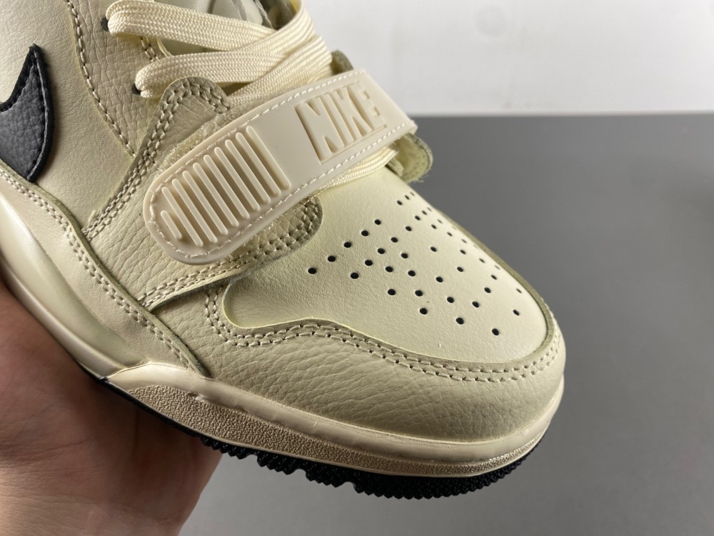 Air Jordan Legacy 312 Low HV1807-101