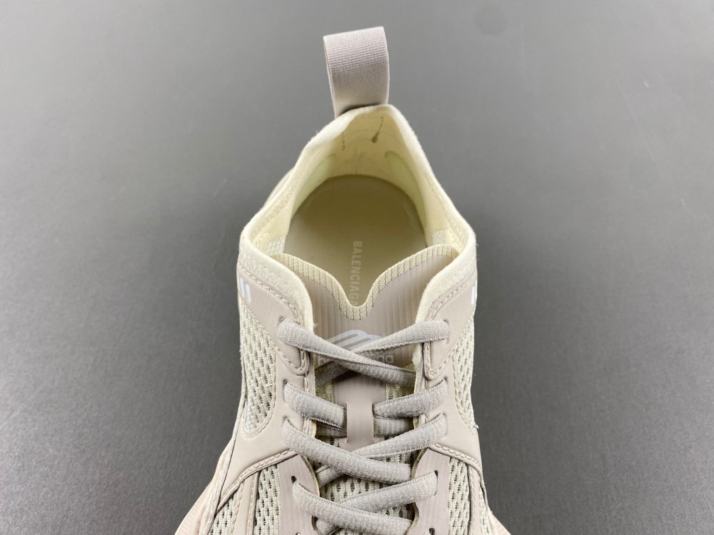 BALENCIAGA   793944 WFLGY 2000
