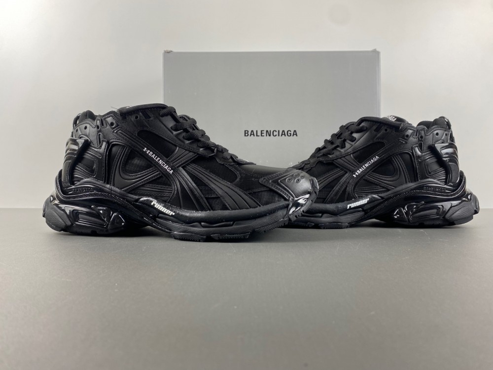 Balenciaga  813793-WRUNG 0123