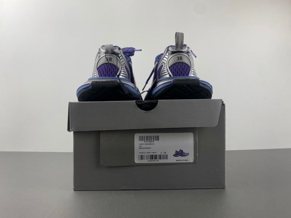 Balenciaga 3XL  734731 W3XGM5140