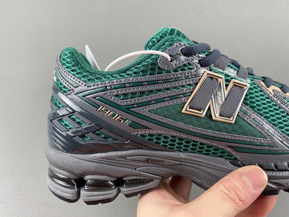 New Balance 1906  M1906RZM