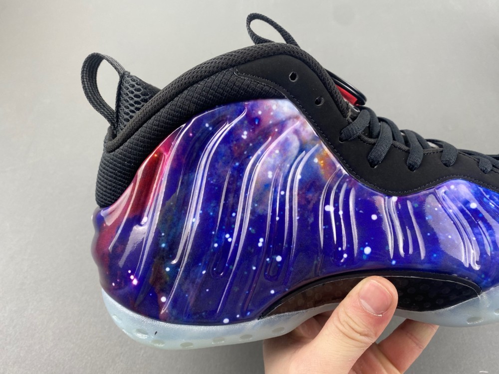 Nike Air Foamposite One “Galaxy”  FQ4303-400