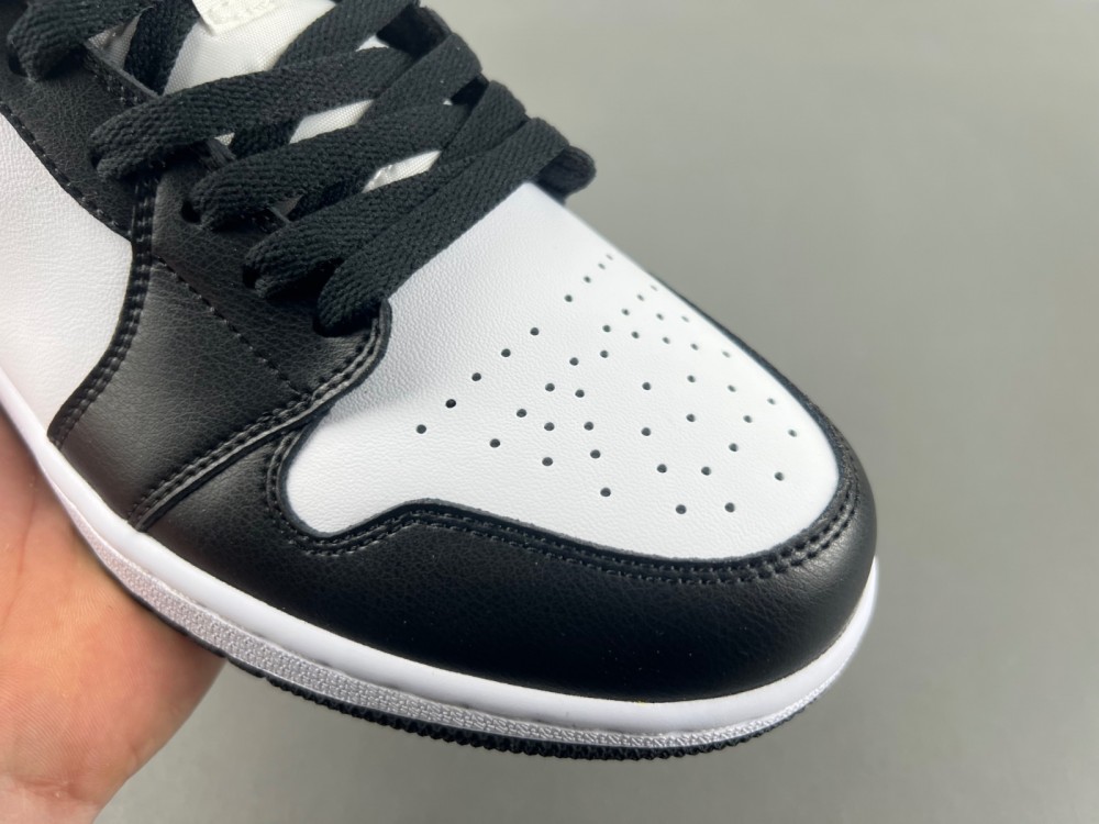 Air Jordan 1 Low  5553558-131