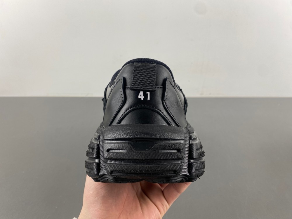 Balenciaga16  MONDAY  825418 WDTSC 1000