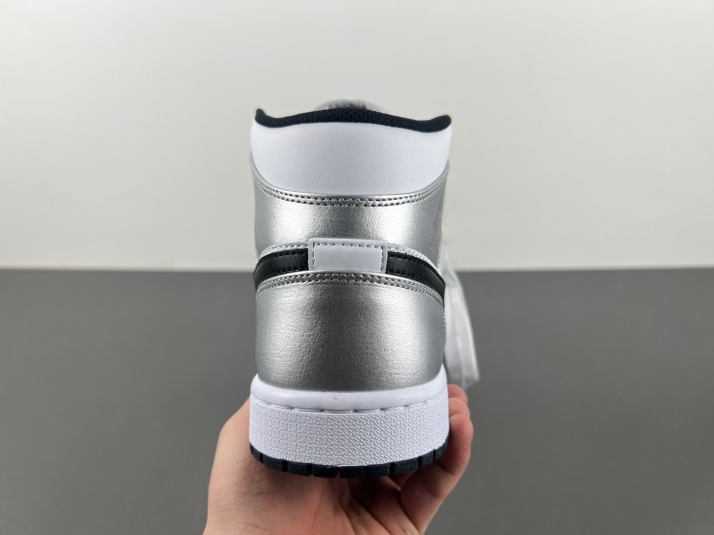 Air Jordan 1 Low  5553558-131