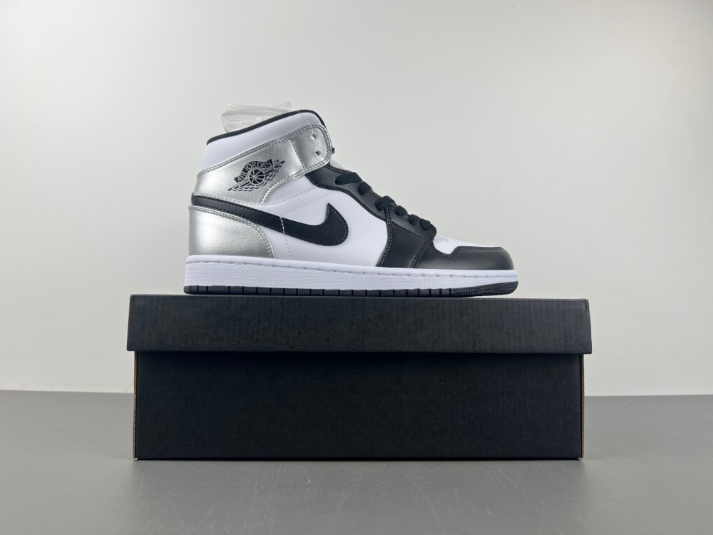 Air Jordan 1 Low  5553558-131