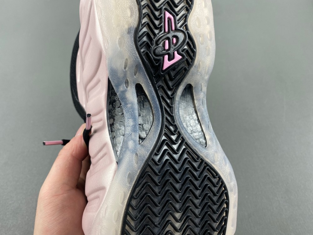 Nike Air Foamposite One “DMV”  HJ4187-001