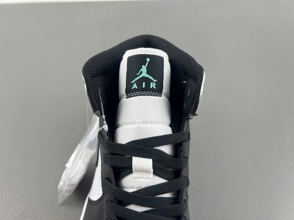 Air Jordan 1 Low  5553558-131