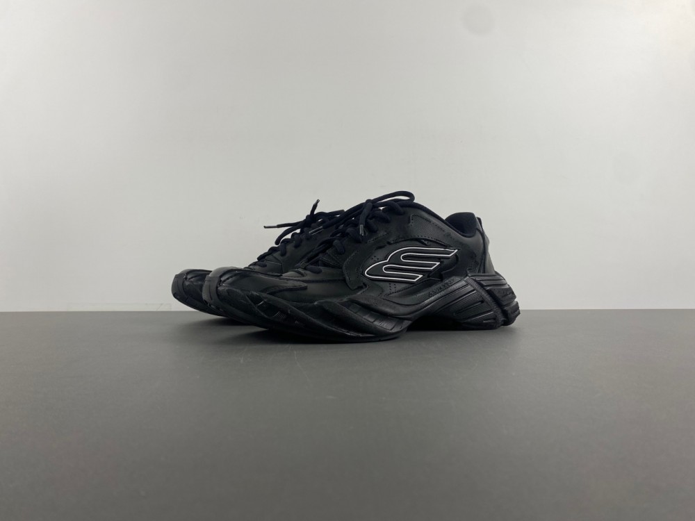 Balenciaga16  MONDAY  825418 WDTSC 1000