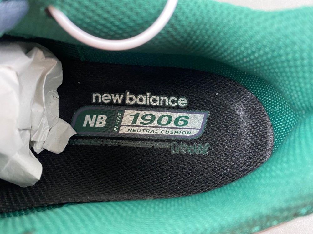 New Balance 1906  M1906RZM