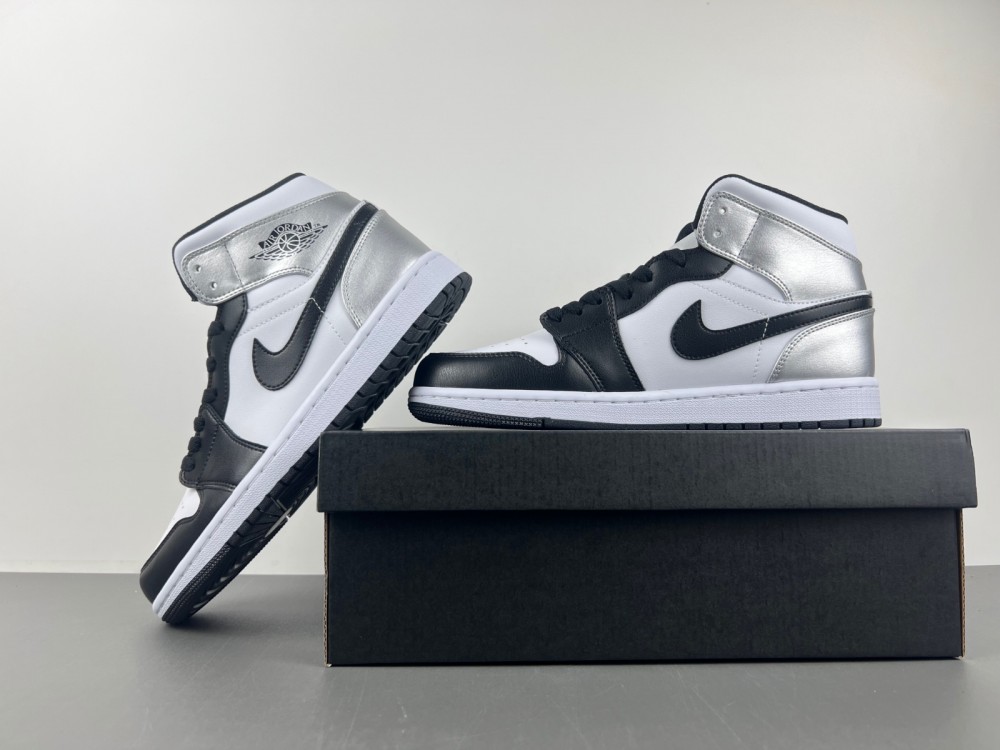 Air Jordan 1 Low  5553558-131