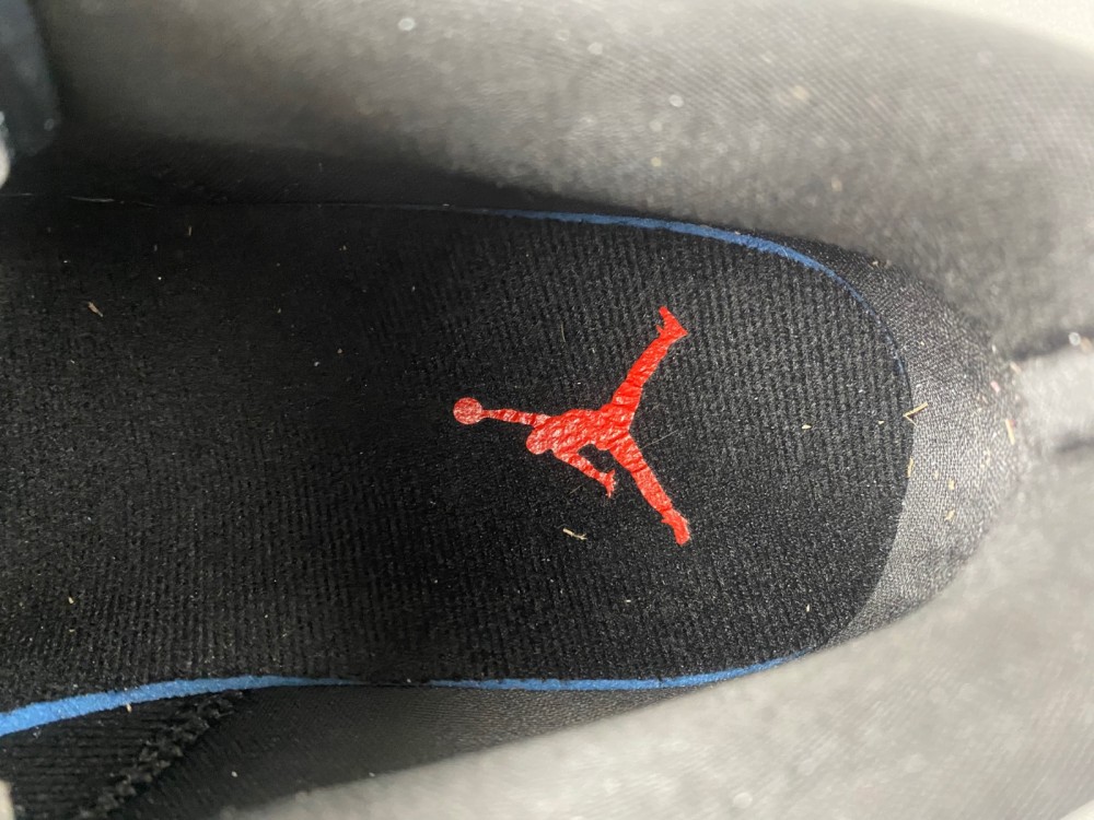 Air Jordan 1 Low  LB8971-106