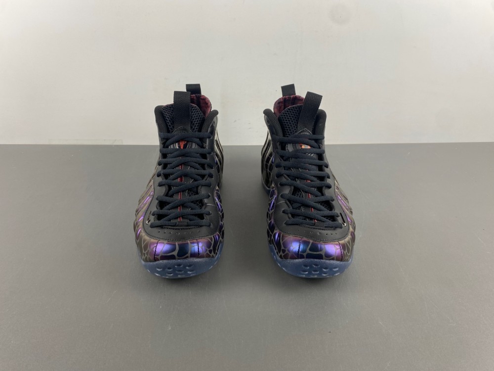 TEKKEN 8 x Nike Air Foamposite One “Kazuya Mishima”  FQ9050-400