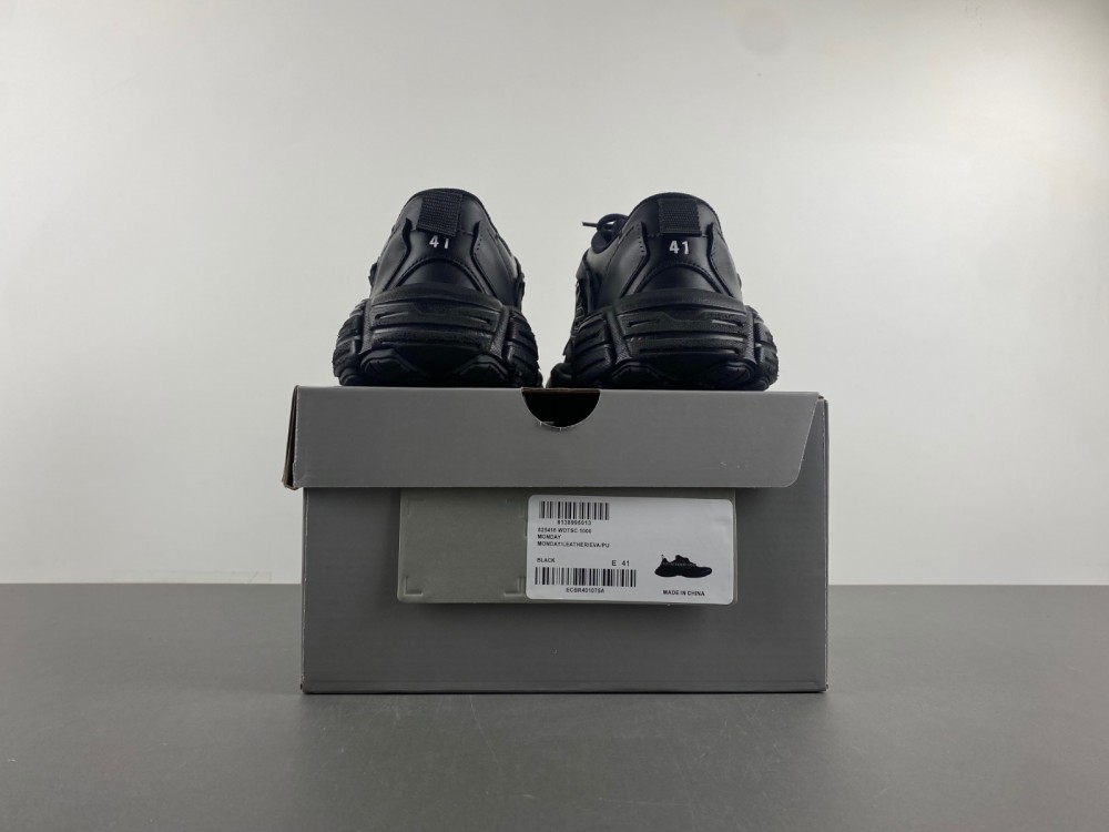 Balenciaga16  MONDAY  825418 WDTSC 1000
