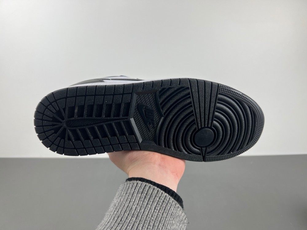 Air Jordan 1 Low  5553558-131