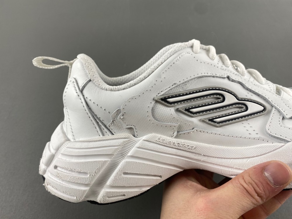 Balenciaga16 MONDAY  825418 WDTSC 9110