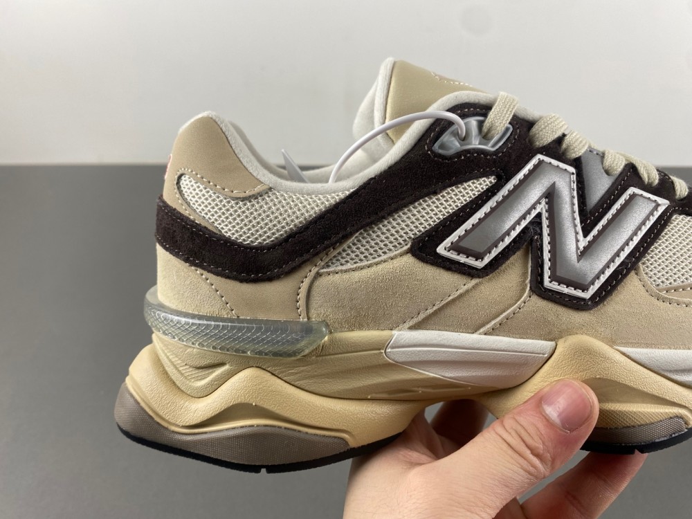 New Balance 9060 