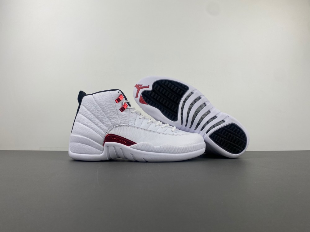 Air Jordan  CT8013-106