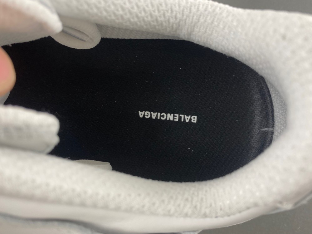 Balenciaga16 MONDAY  825418 WDTSC 9110